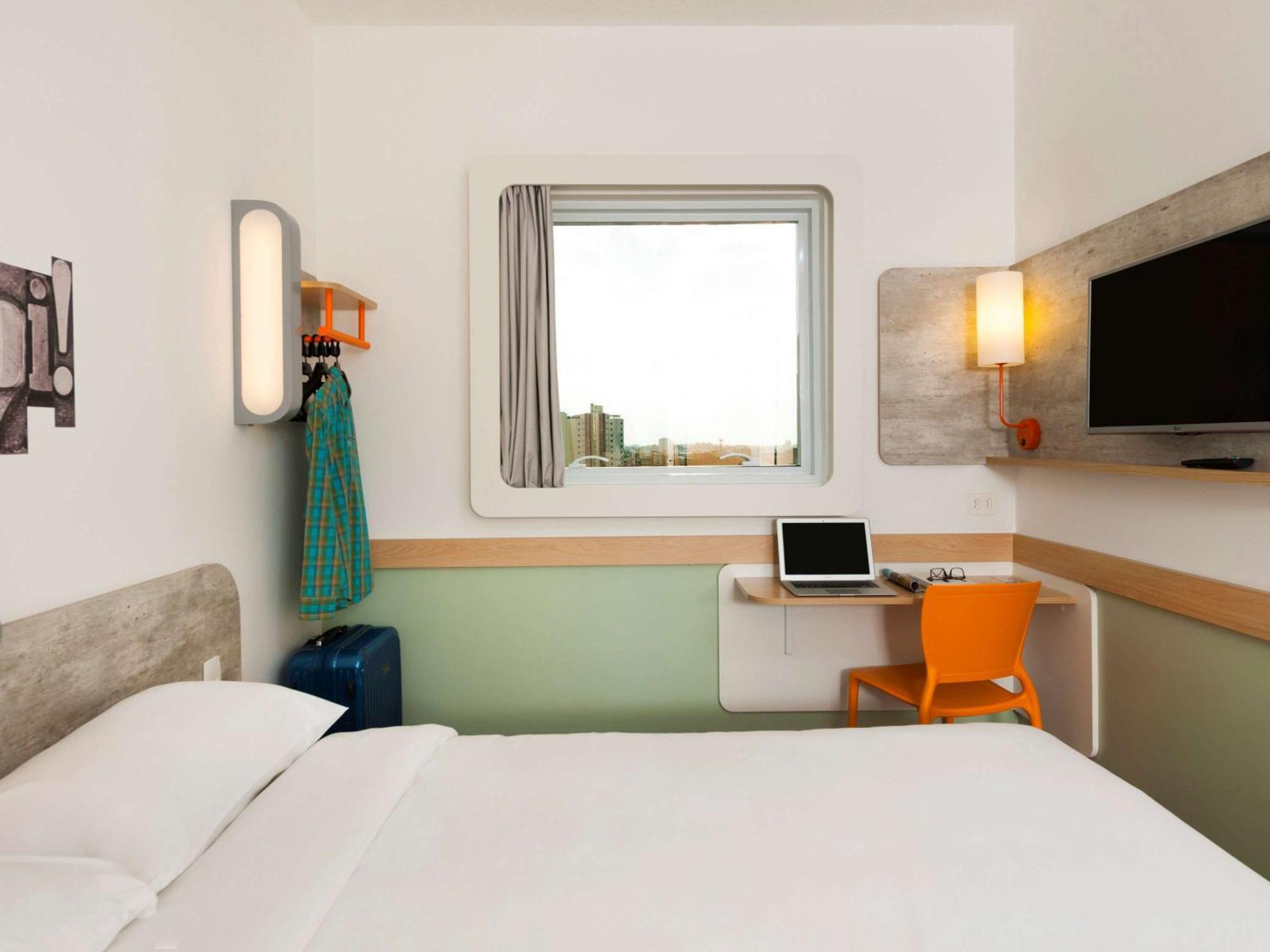 Ibis Budget Campinas Aquidaban Exterior photo